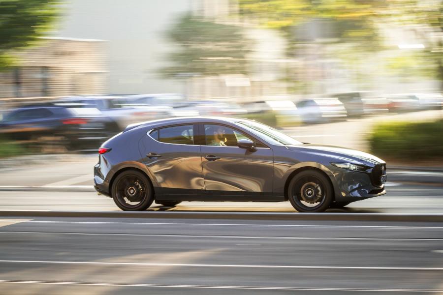  Mazda3 Hatchback 2019 года  (AU) (фото 10 из 46)